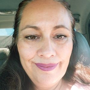 Meet your Posher, Lorena